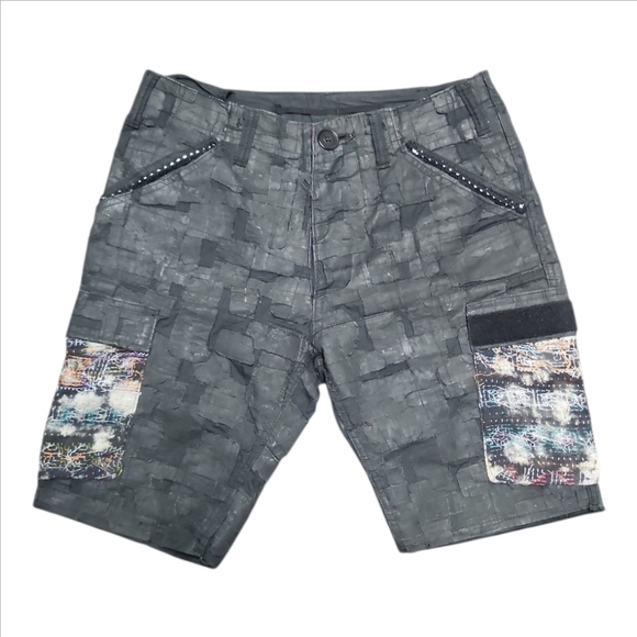 NADA. NOT NADAPatchwork Cargo ShortsEmbroidered PocketsJP Archive30